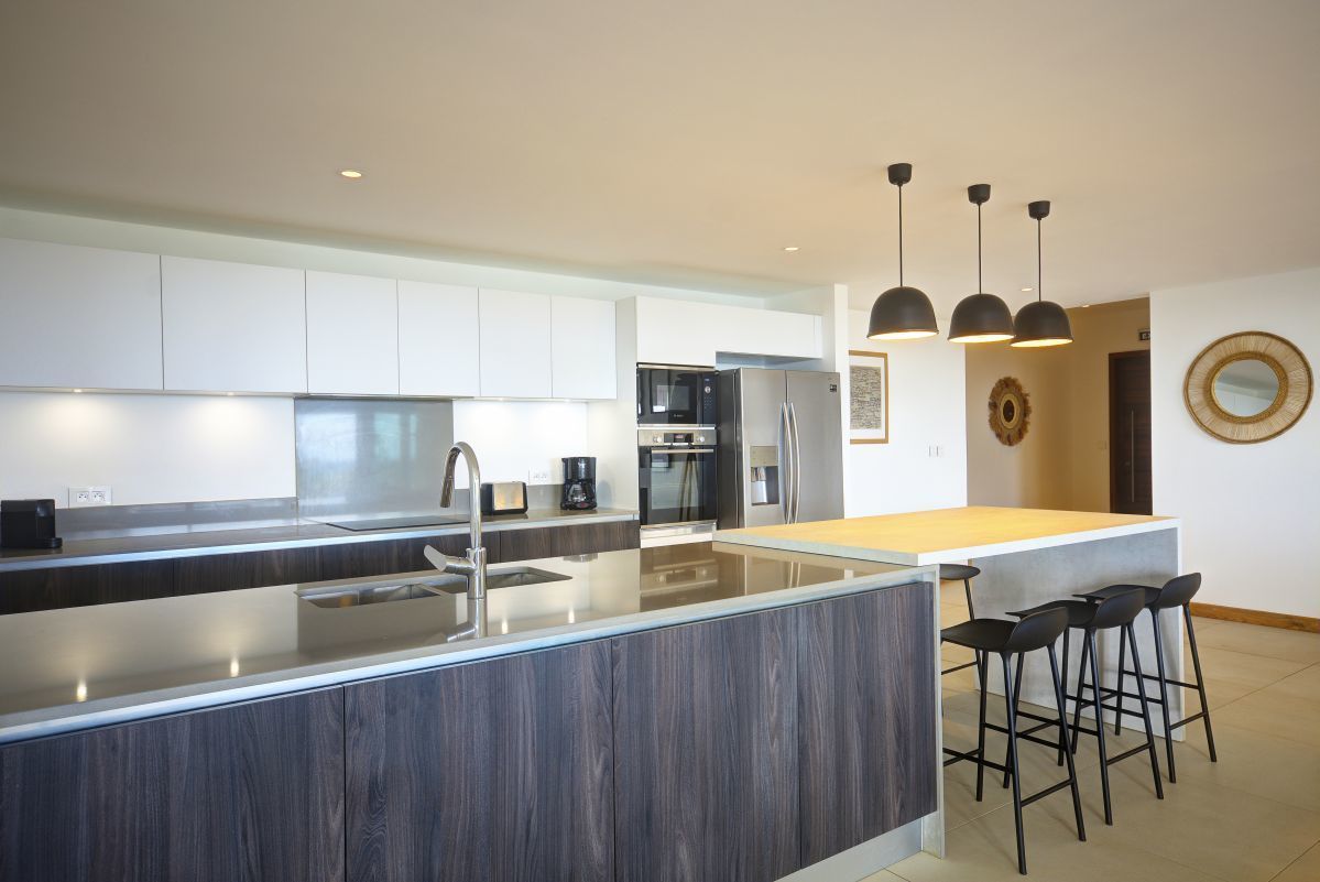Mythic Suites & Villas - Interior