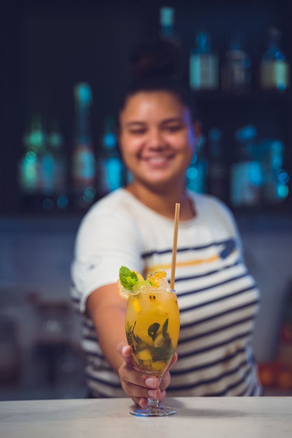 Mythic Suites & Villas - Bar