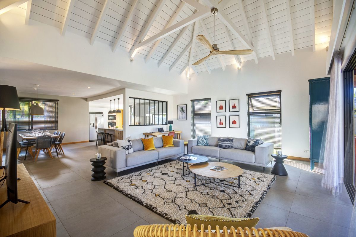 Mythic Suites & Villas - Villa Elegance