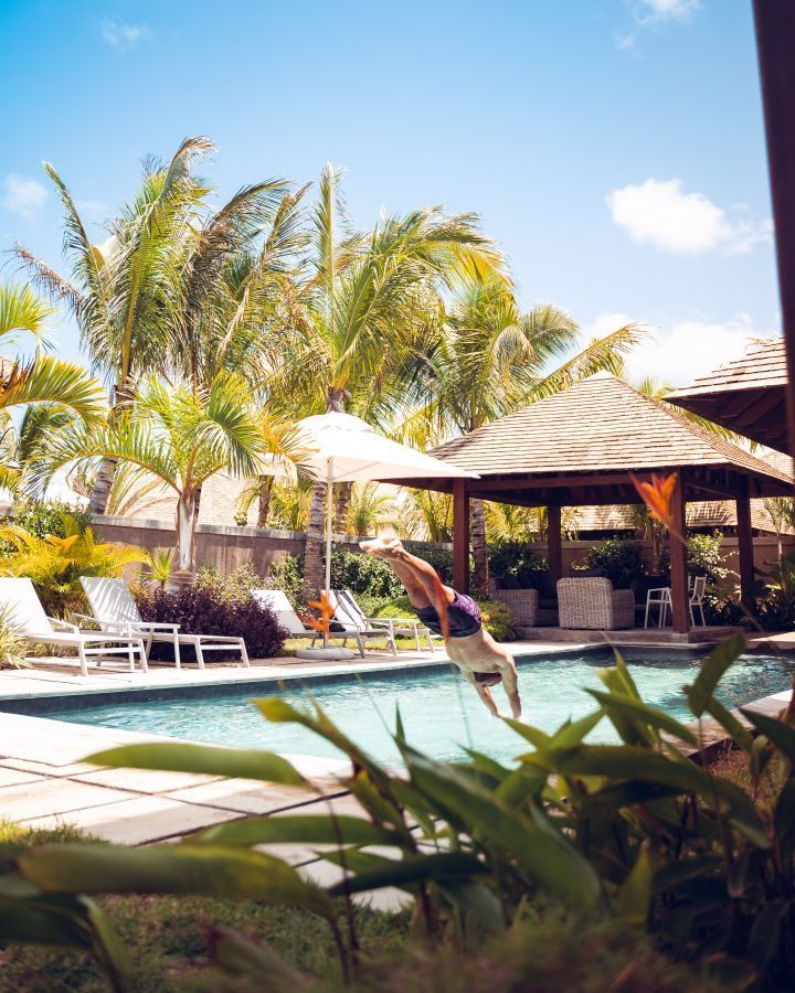 Mythic Suites & Villas - Pool