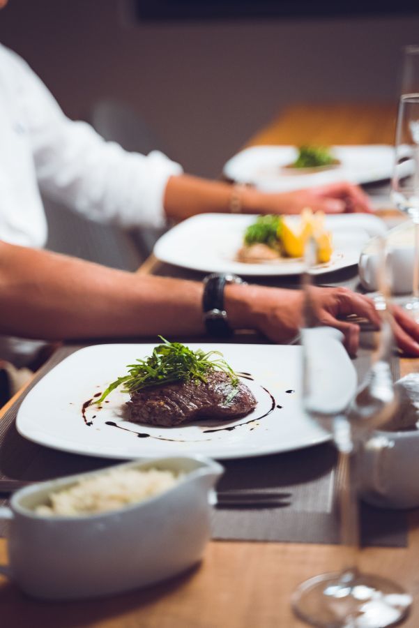 Mythic Suites & Villas - Dining