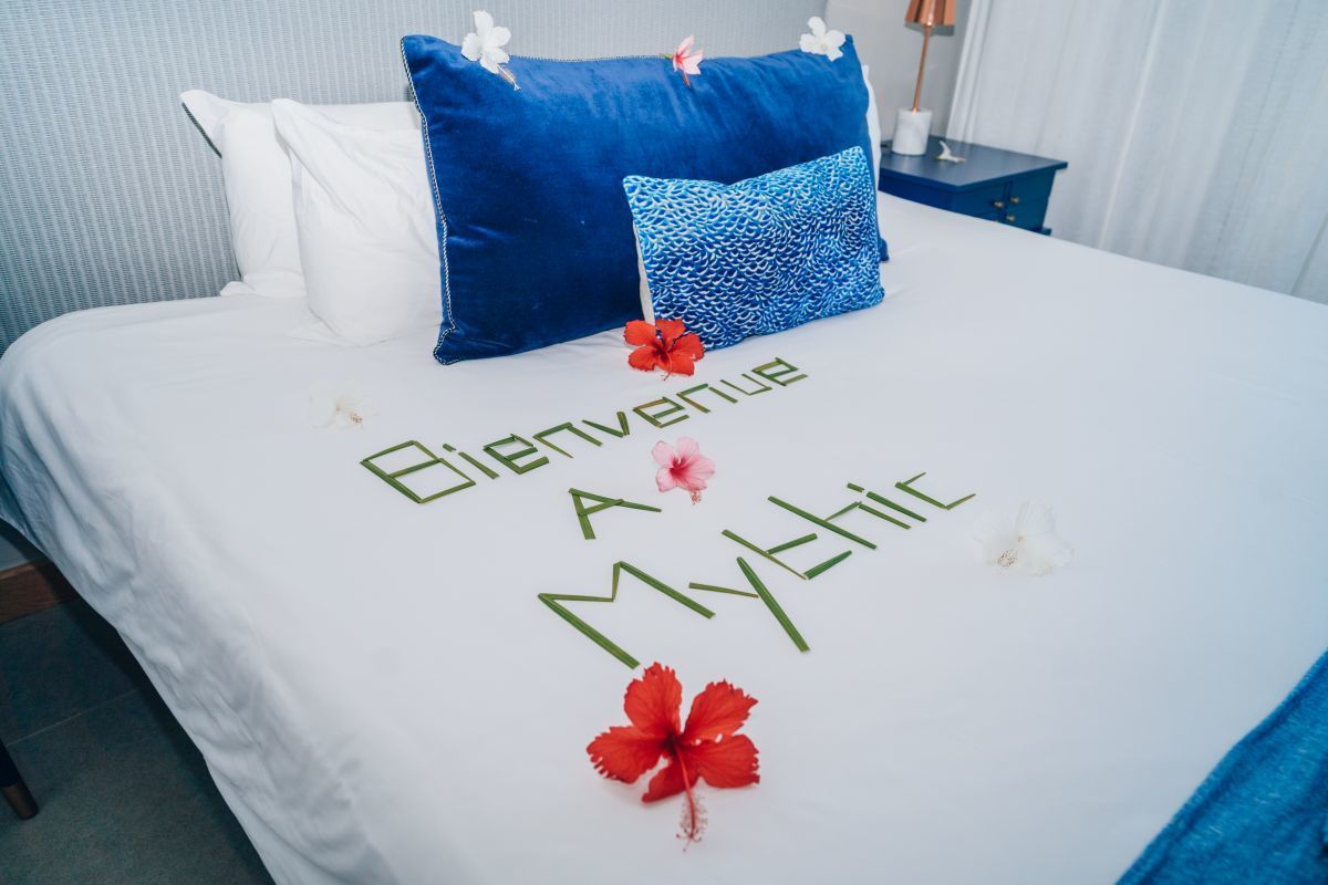Mythic Suites & Villas - Room