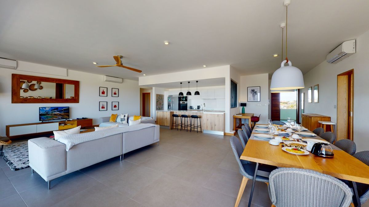 Penthouse Pool Suite | Salle à manger
